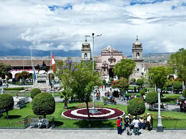 DELEGACIÓN DE AYACUCHO VISITA BILBAO